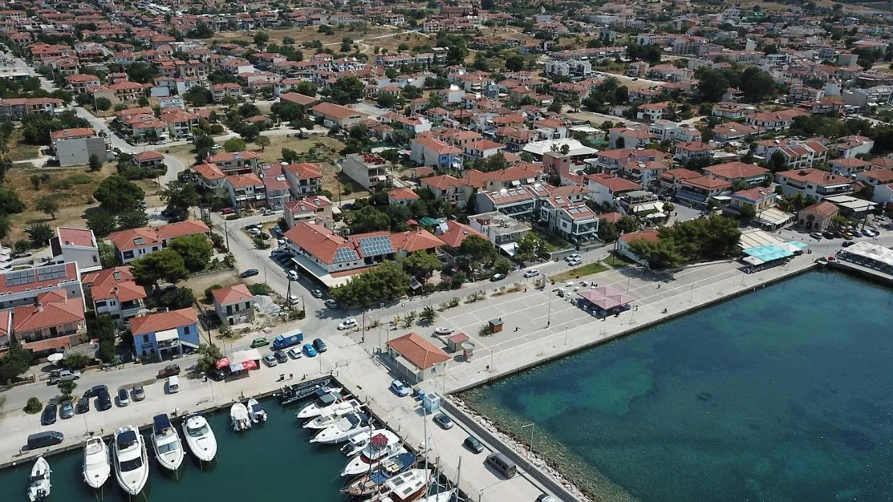 **  Hotel Marina Nikiti  Grecja