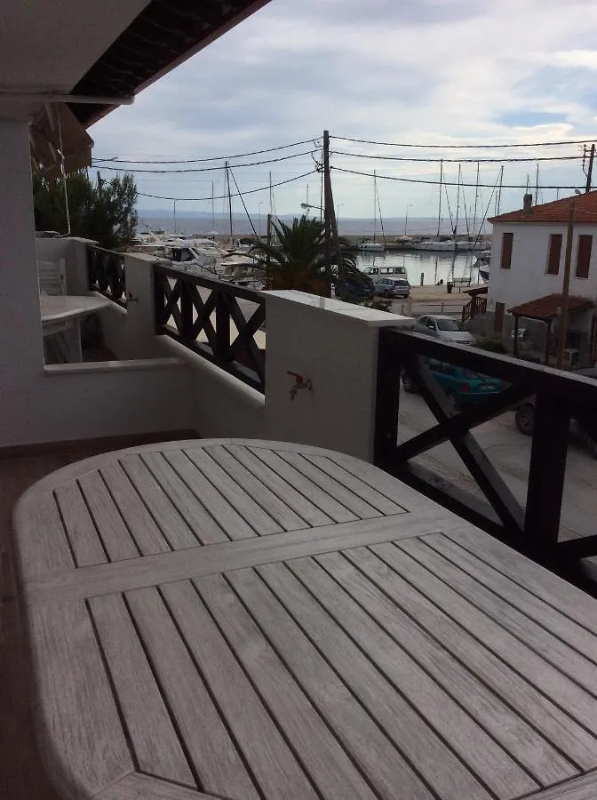 **  Hotel Marina Nikiti  Grecja