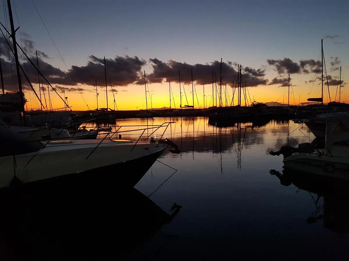 Marina Otel Nikiti