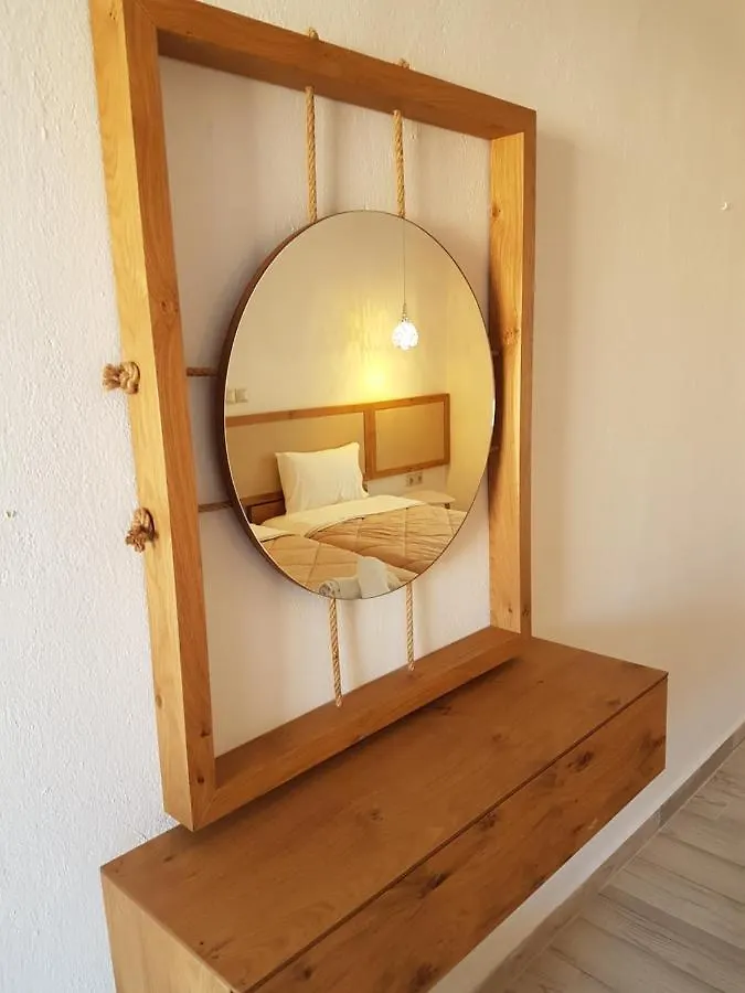 Marina Otel Nikiti  2*, Nikiti (Sithonia) Yunanistan