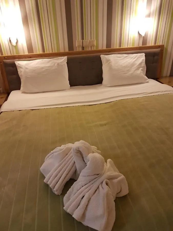 Marina Otel Nikiti